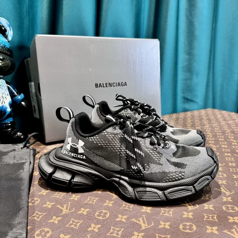 Balenciaga Shoe 